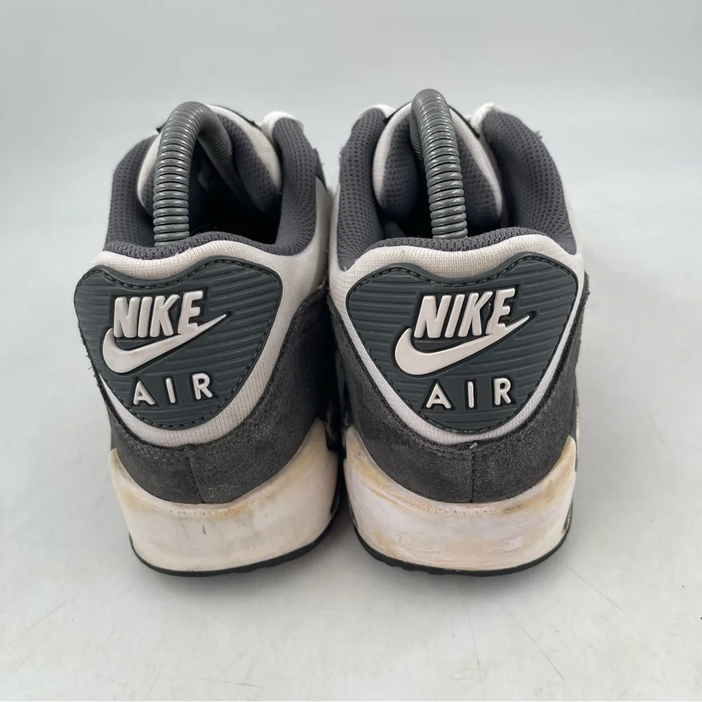 Nike Unisex Kids Air Max 90-SZ 7 Youth -Grey White Basketball Shoes Sneakers